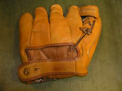 Jack Kramer Rawlings G300 Back Doug